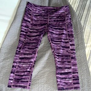 NWOT - lululemon cropped leggings with pockets - sz 12